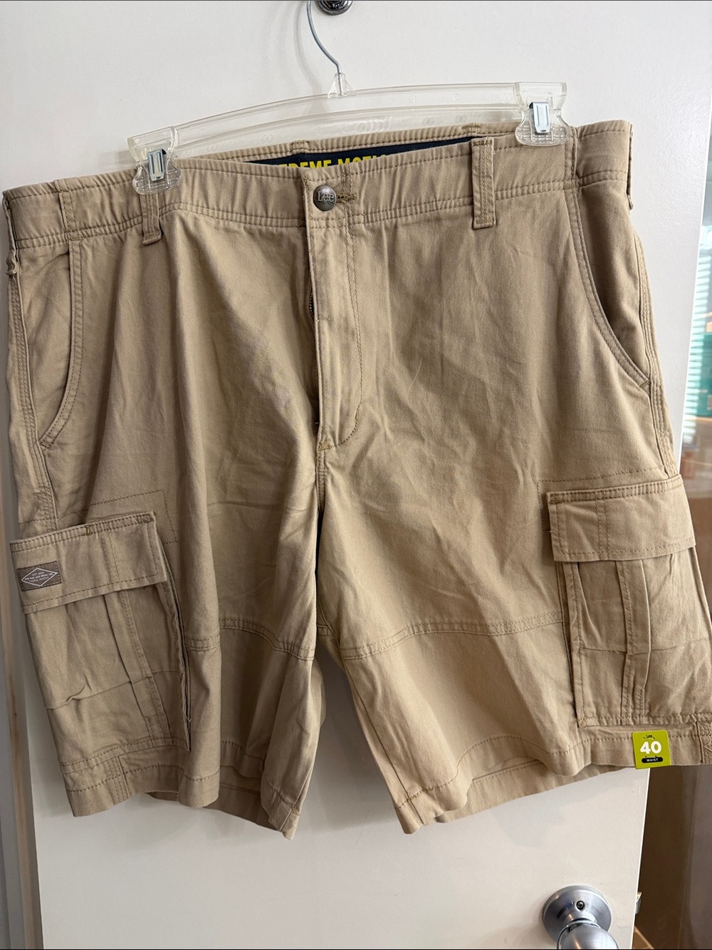 Lee Men's Khaki Cargo Shorts - Tan w Utility Pockets - new- husband lost weight.